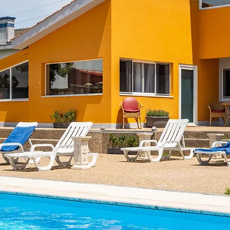 Wake Up With The Sea Breeze- With Pool 3 *