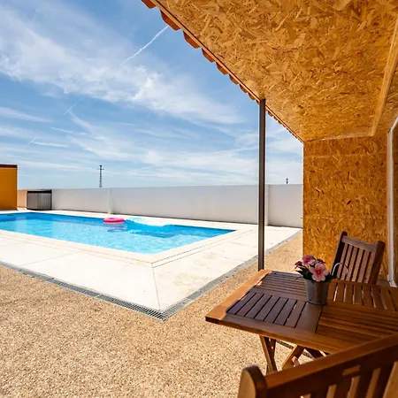 Wake Up With The Sea Breeze- With Pool 3 * Angeiras
