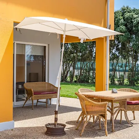 Wake Up With The Sea Breeze- With Pool 3 Angeiras
